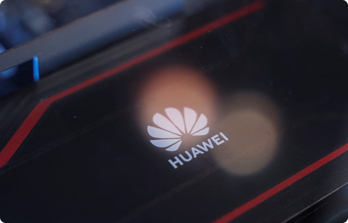 Huawei device with illuminated logo