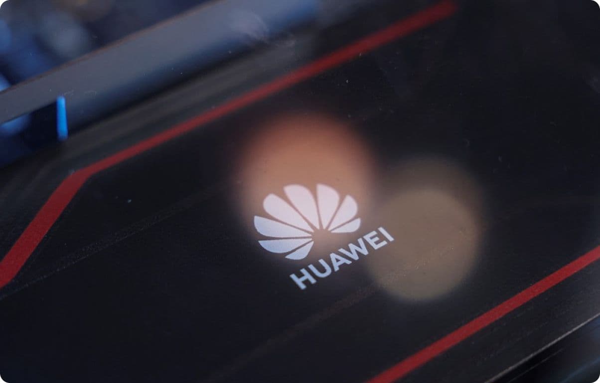 Huawei device with illuminated logo